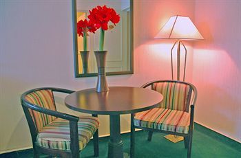 Ambassador Hotel 3*