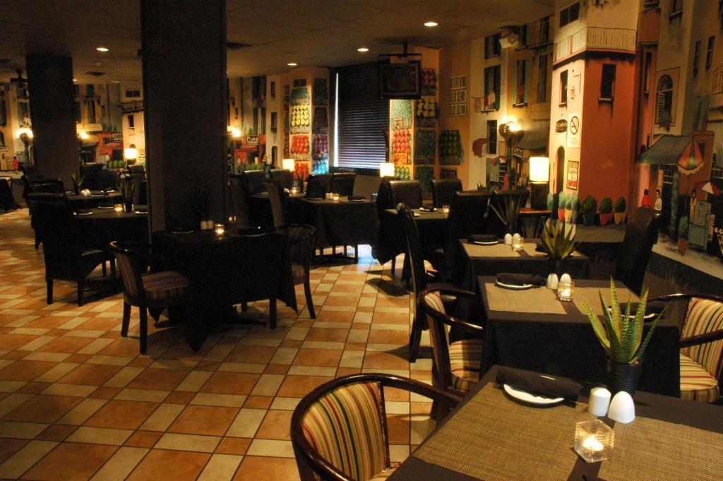 Hotel Ambassador Sudbury